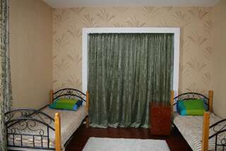 Хостелы Hostel Americana Нур-Султан Двухместный номер Делюкс с 2 отдельными кроватями-3
